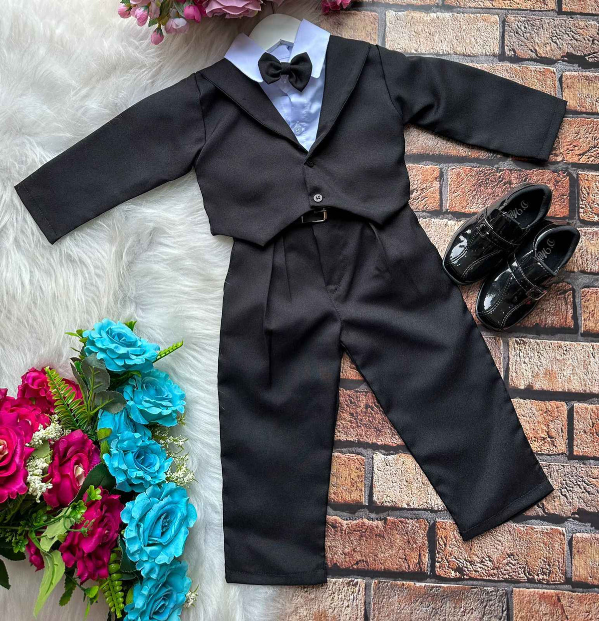Conjunto Social Miss Cherry Meninos Terno Hugo Preto (CNJTSCLMSSCHRMNNTERNPRT)