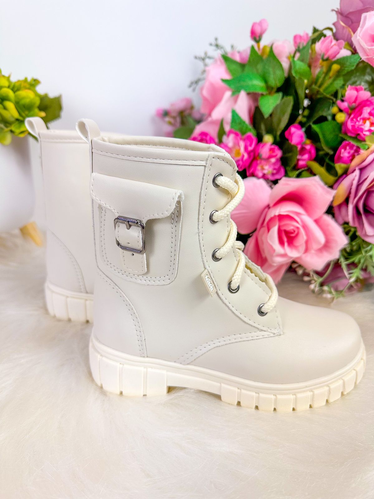 Bota Nilqi Bolso Off (BOTANILQIBLSOOFF)