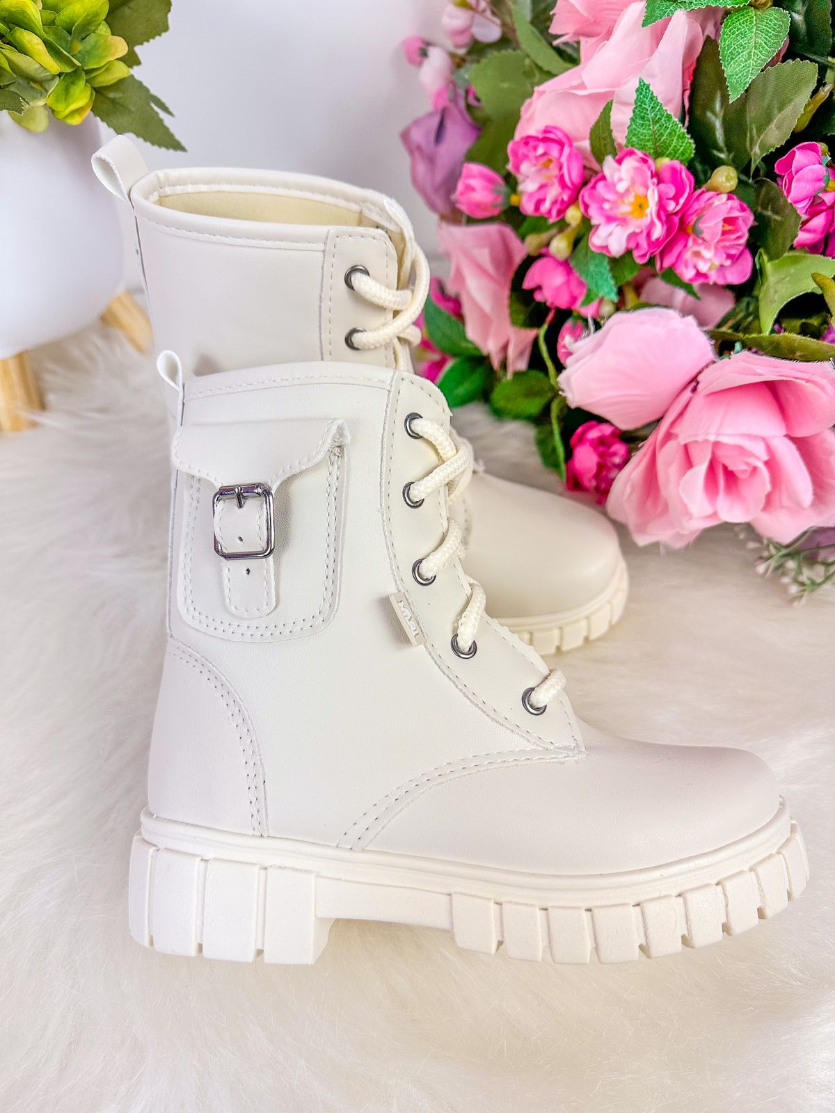 Bota Nilqi Bolso Off (BOTANILQIBLSOOFF)
