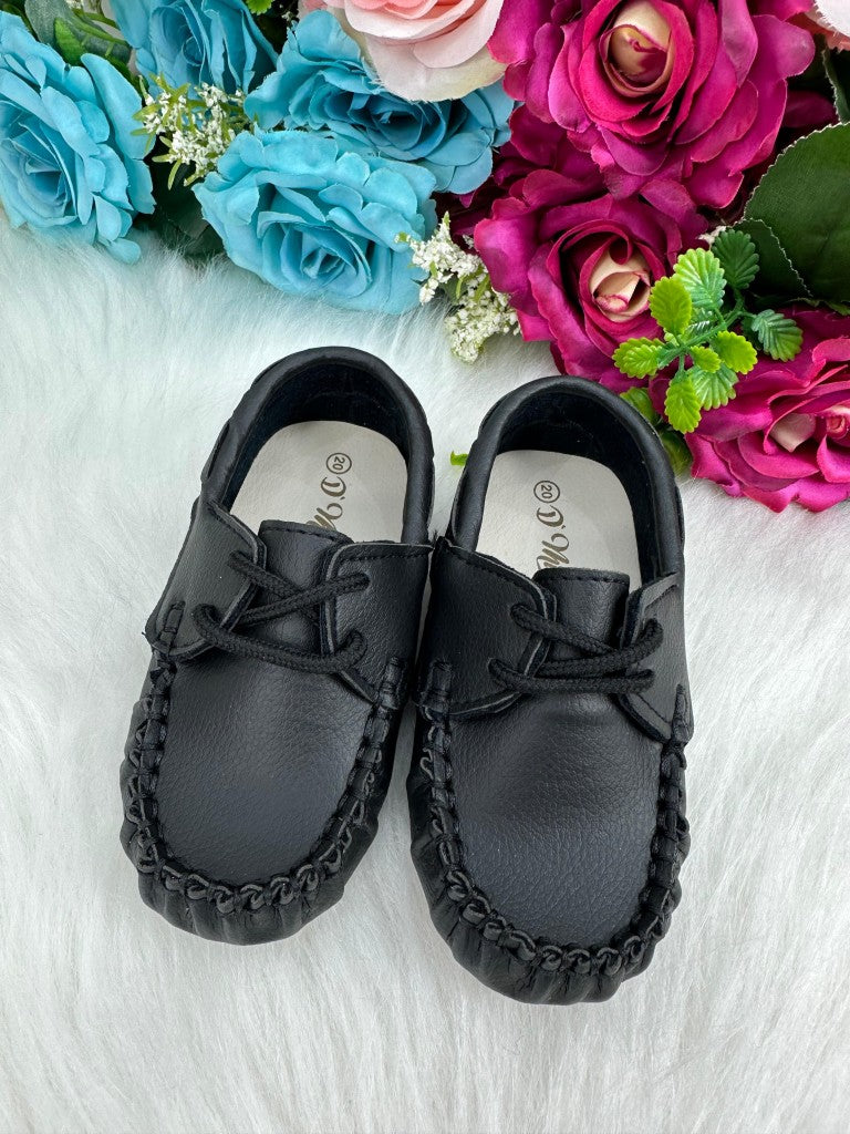 Calçado Mocassim D Milan Preto Cadarço (CLCMCSSDMLPTCDR)