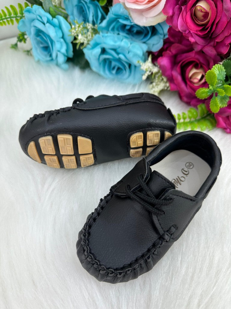 Calçado Mocassim D Milan Preto Cadarço (CLCMCSSDMLPTCDR)
