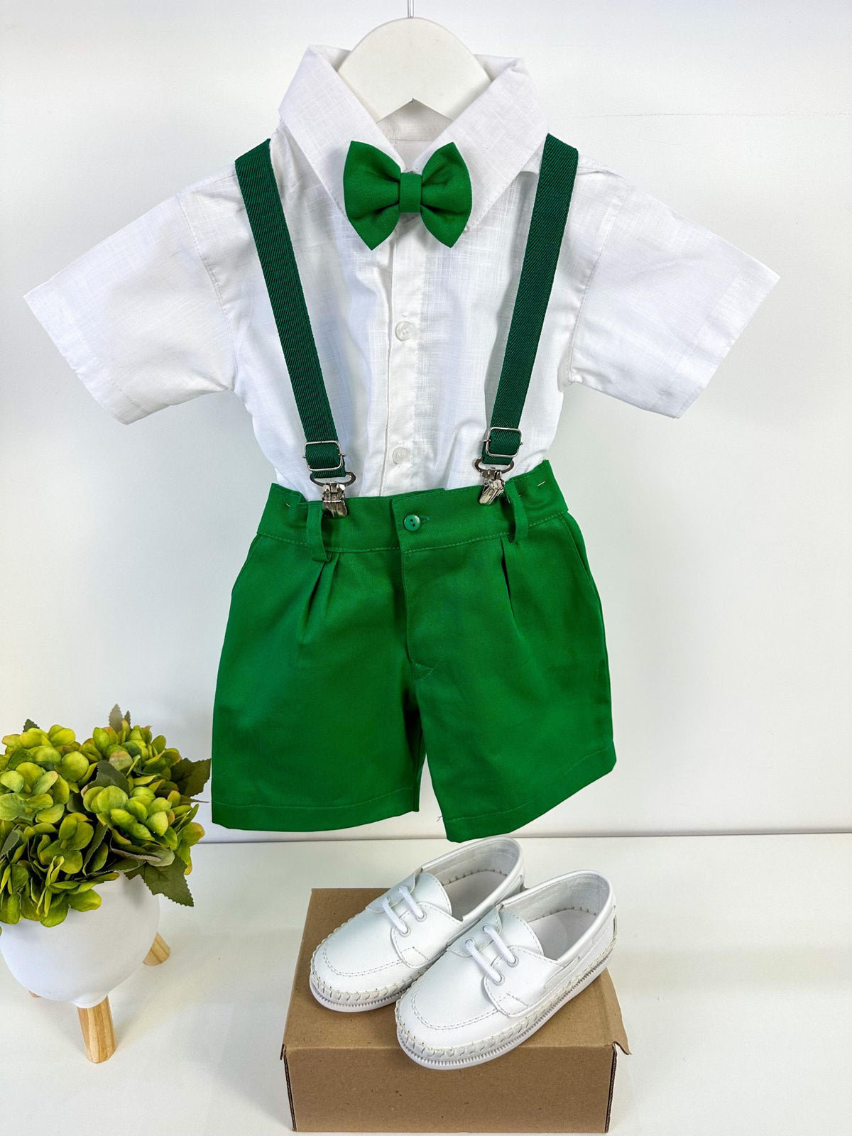 Conjunto Miss Cherry Henry Camisa Branca Suspensorio Verde (CONMCCMBRSPVR)