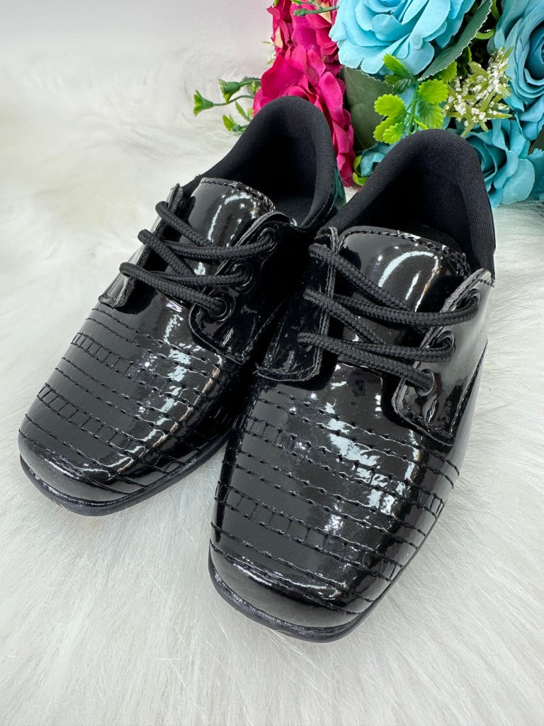 Sapato Social D Milan Preto Verniz Detalhes (SPTSCLDMLPTVRNDTL)