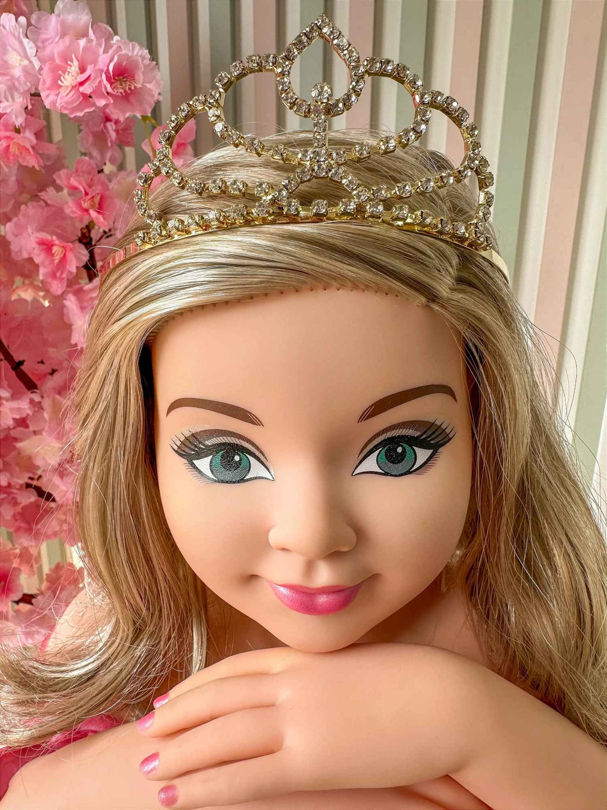 Coroa Belli Strass Dourada Ayla/Aila