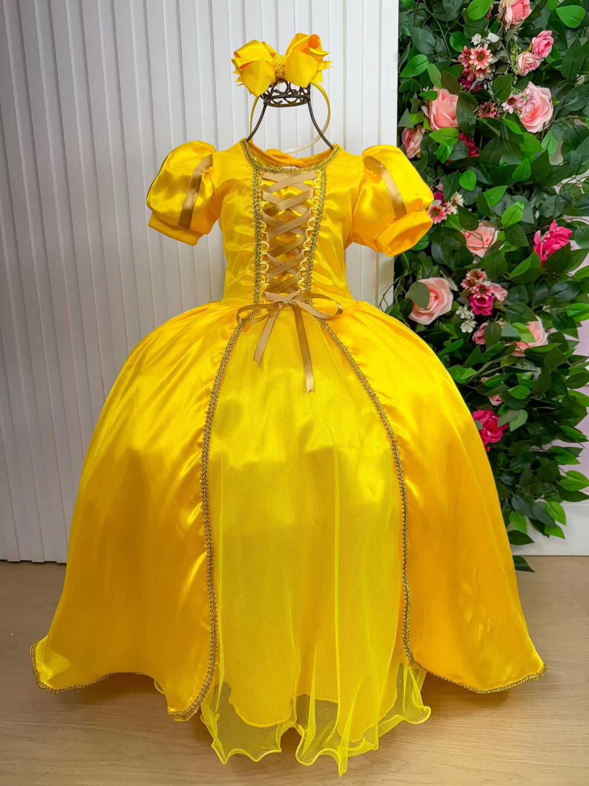 Fantasia Princesa Belli Princesa Amarela Longa Modelo 2 (FTSPRNBLLBLEAFR)