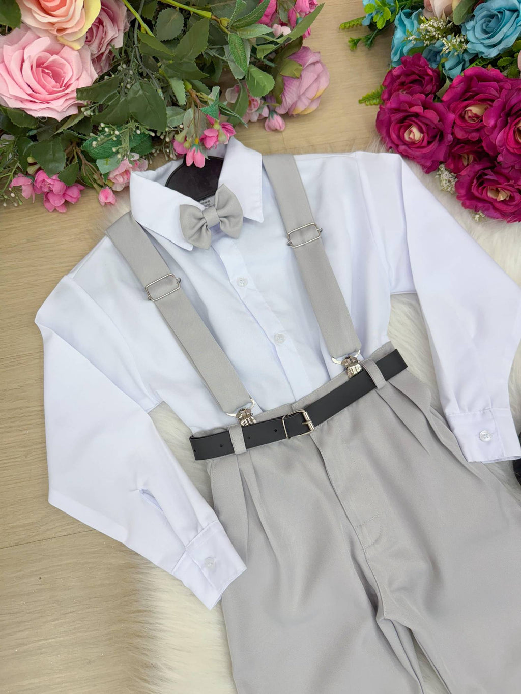 Conjunto Meninos Miss Cherry Leo Suspensorio Cinza Claro (CONJMNISCHRSPNESCNZCL)