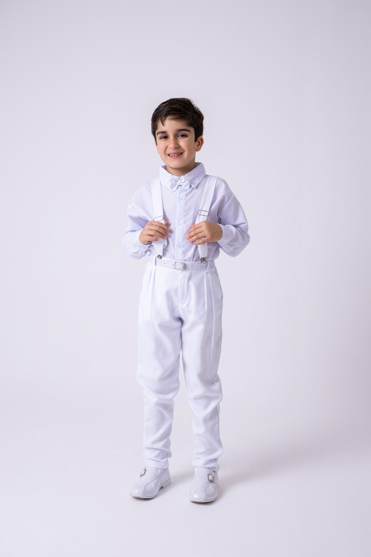 Conjunto Meninos Miss Cherry Leo Suspensorio Branco (CNJTMNNMSSCHRLEOBRNCO)
