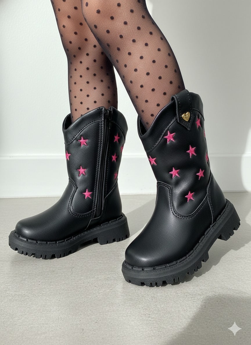 Bota Nilqi Manu Preta Estrela Pink Modelo 2 (BTNLQPRTMDL2)