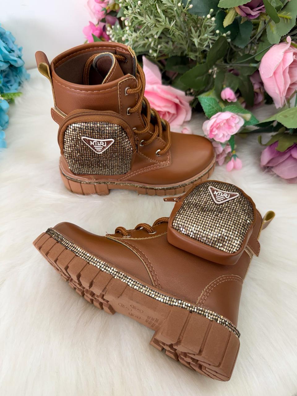 Bota/Coturno Nilqi Malu Bolsinha Cano Baixo Marrom-Caramelo (BTNLQMLUBSINCNBXMARRCRML)