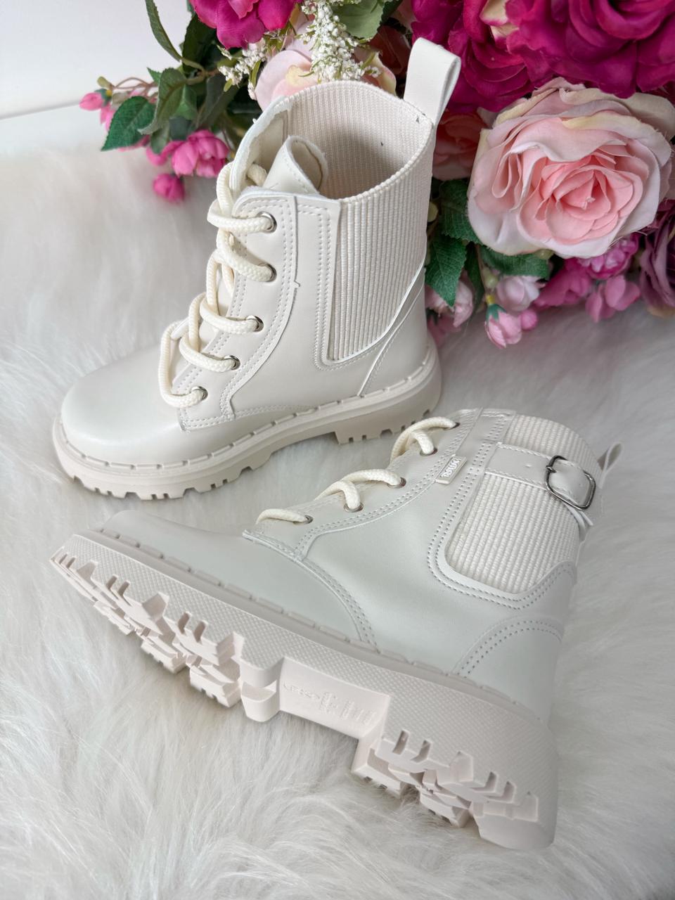 Bota\Coturno Nilqi Jade Off (BTCTNNLIQJDOF)