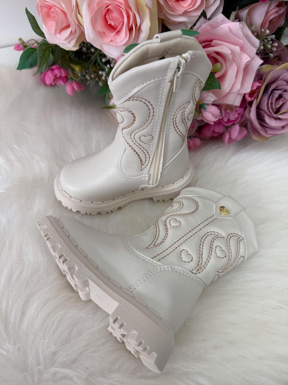 Bota\Coturno Nilqi Bella Off (BTCTNLQBLOFF)