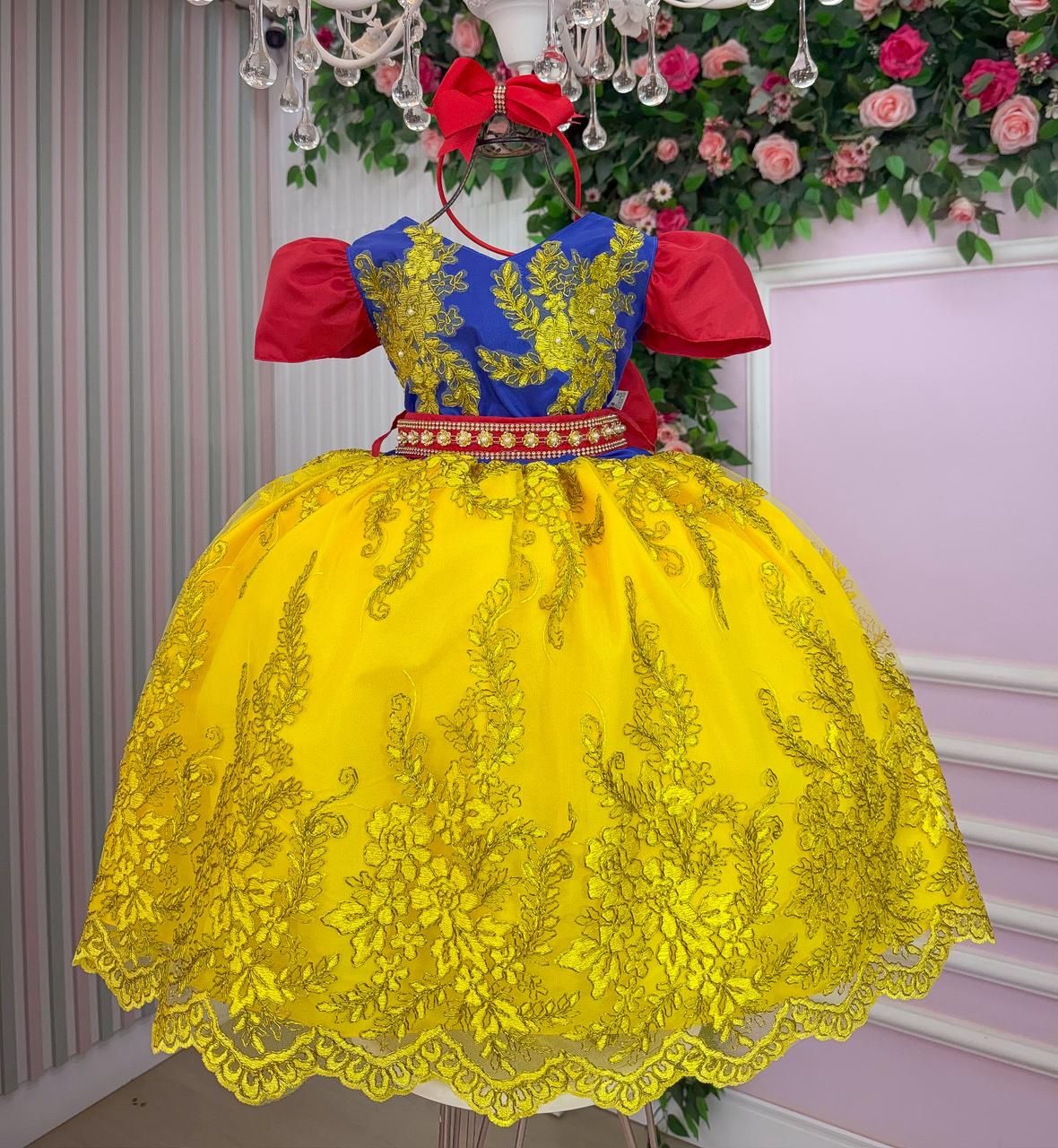 Vestido Marie Temático Realeza Princesa Maça (VSMAREATEMBRN)
